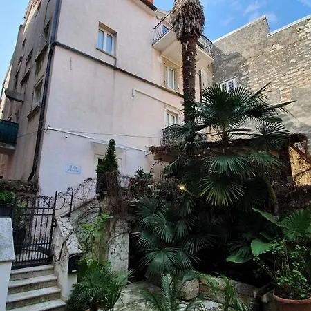 Apartamento Queen Ernesta Iv. *